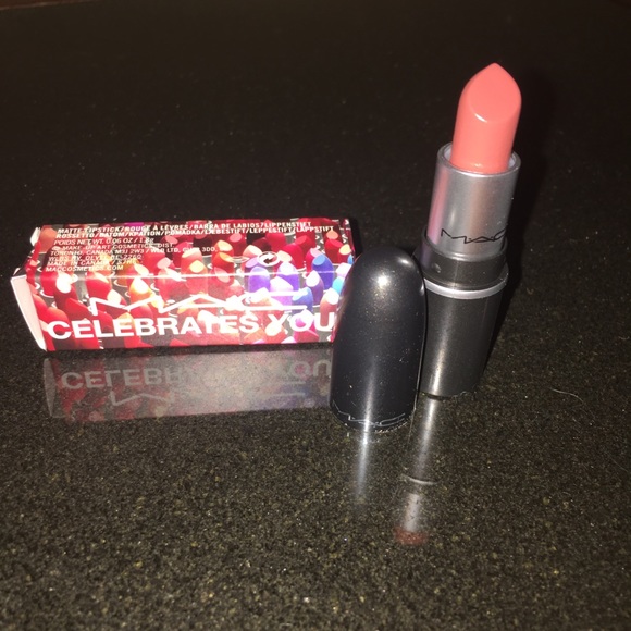 Mac Velvet Teddy Mini Lipstick - Picture 2 of 3